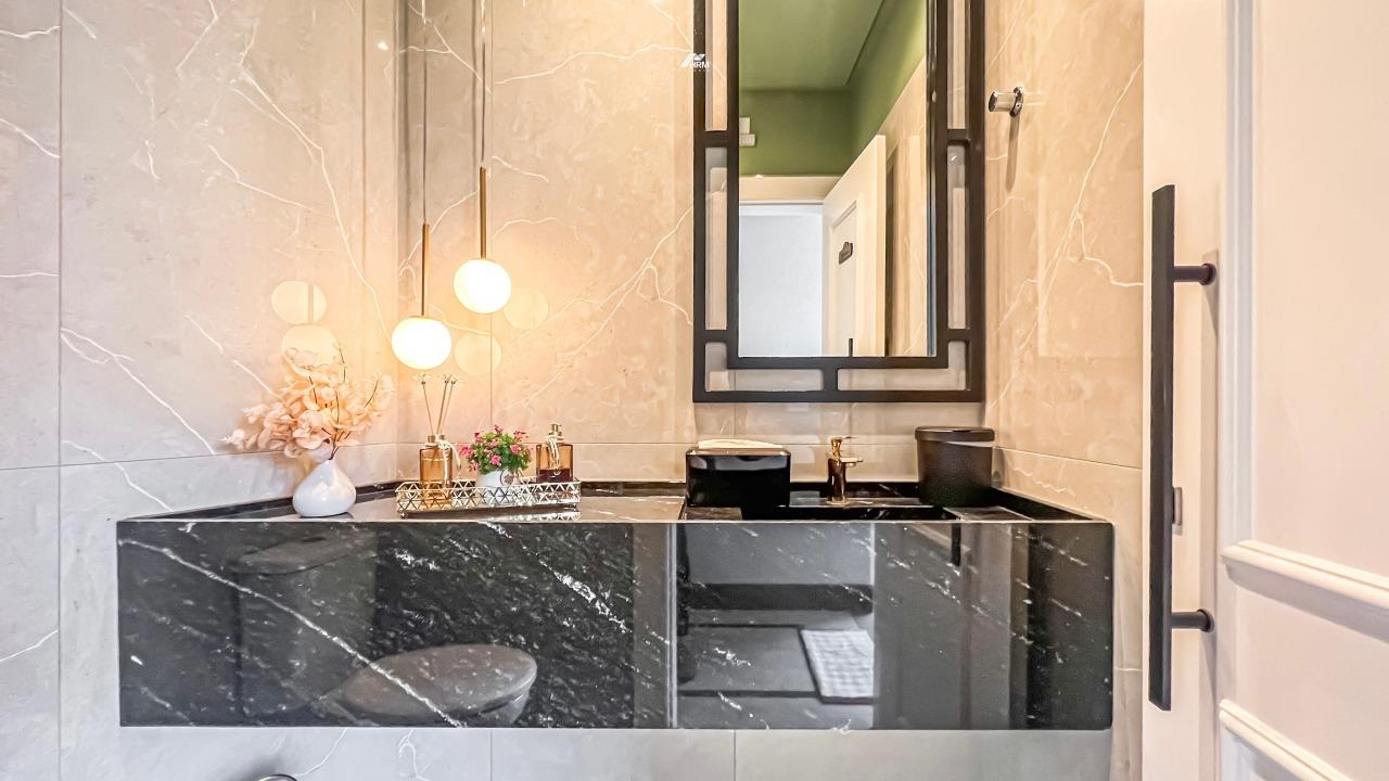 Apartamento à venda no Perequê: 