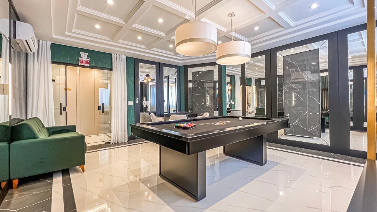 Apartamento à venda no Perequê: 