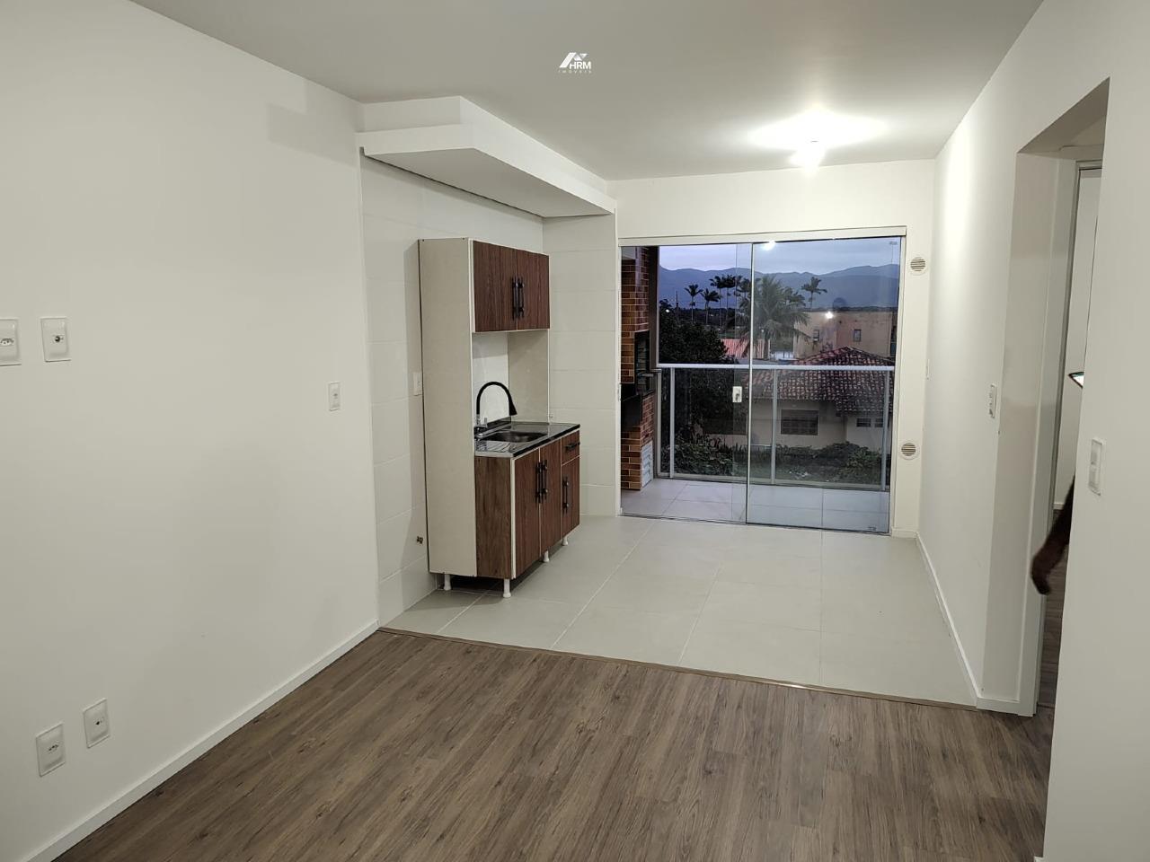 Apartamento à venda no Perequê: 