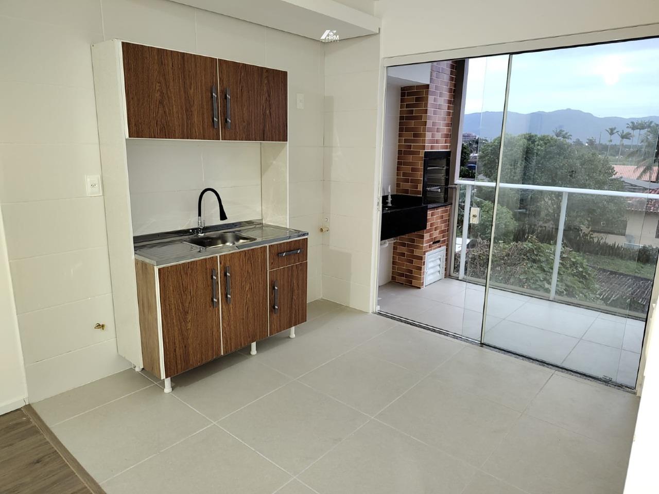 Apartamento à venda no Perequê: 