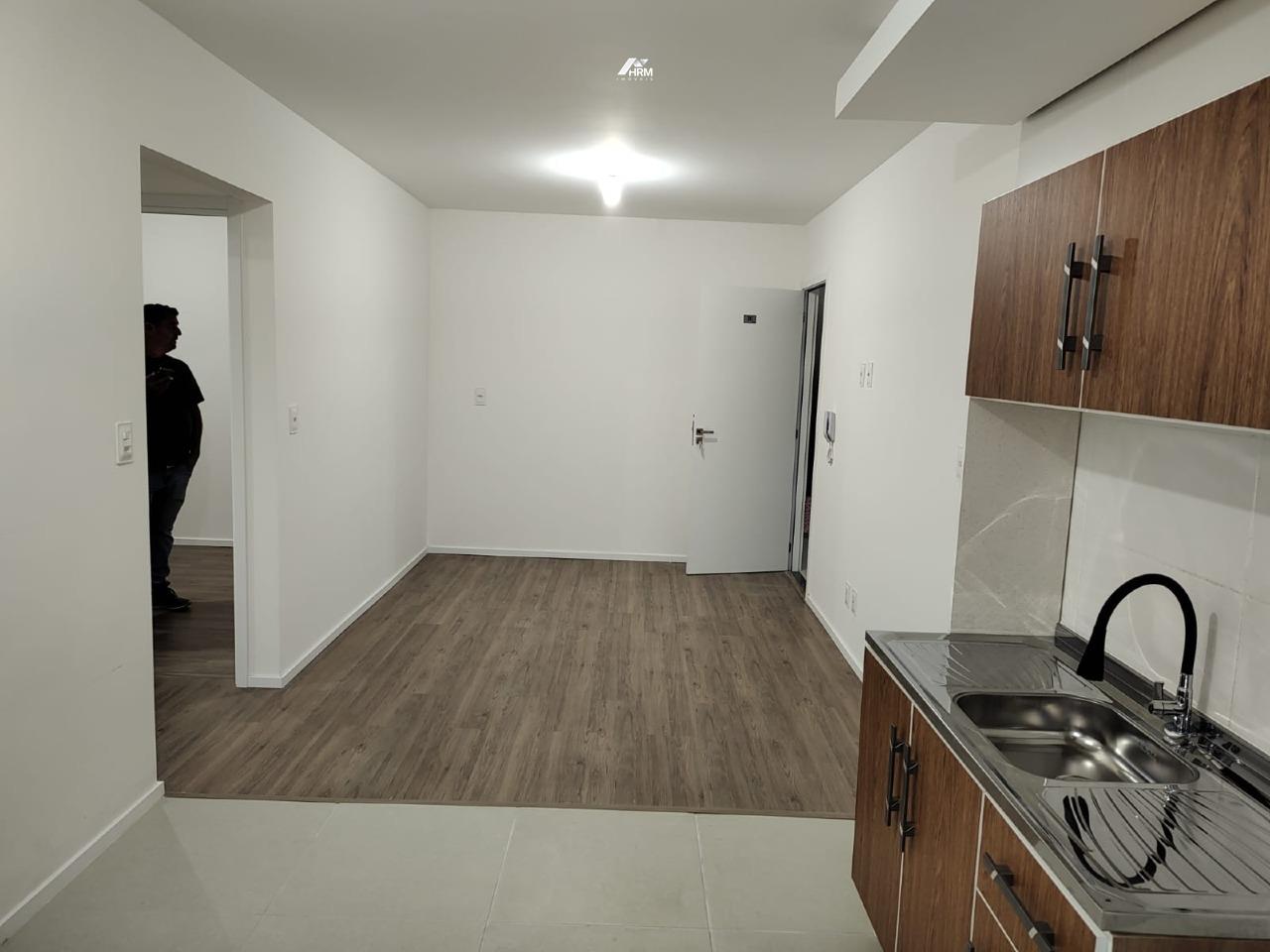 Apartamento à venda no Perequê: 