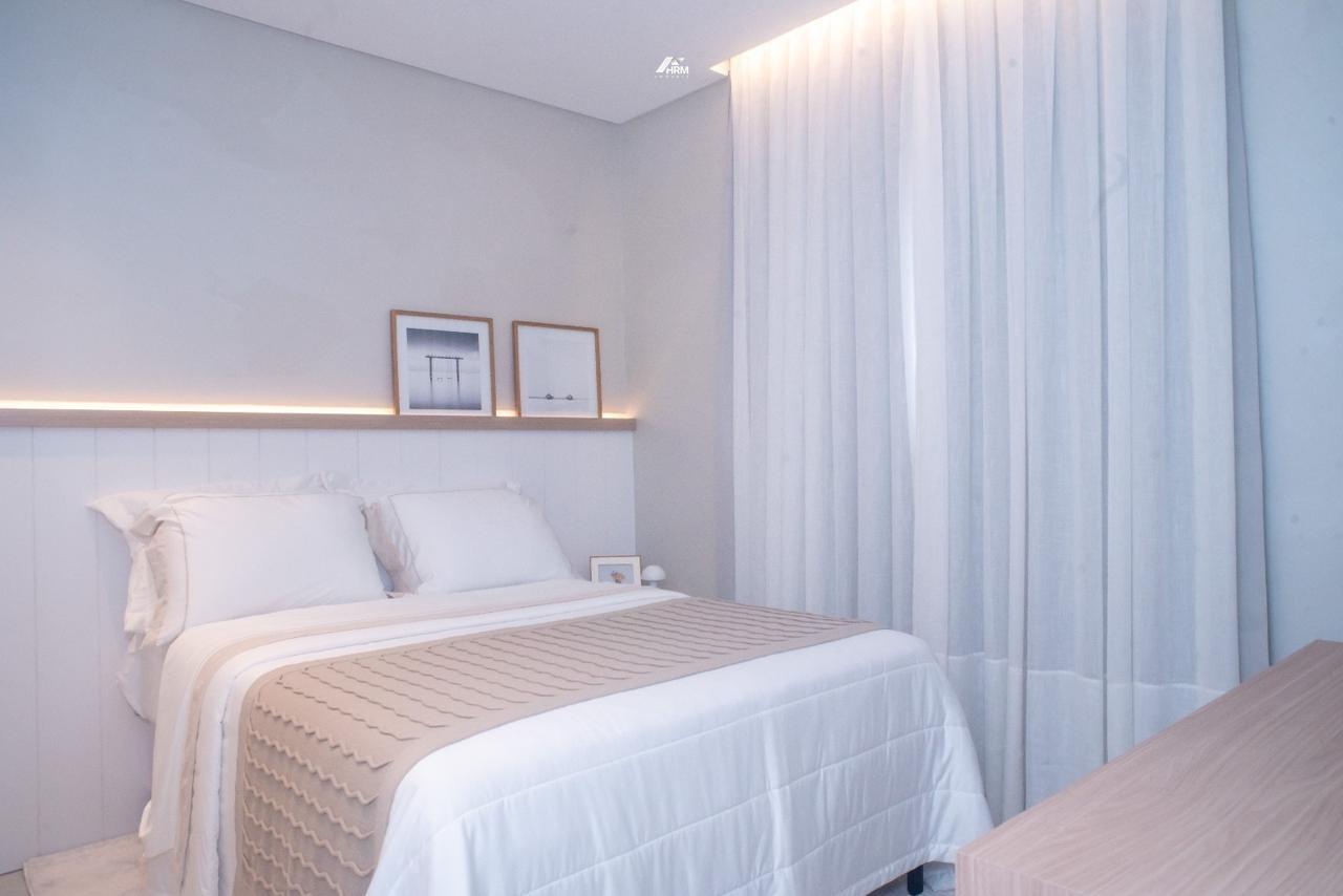 Apartamento à venda no Pioneiros: 