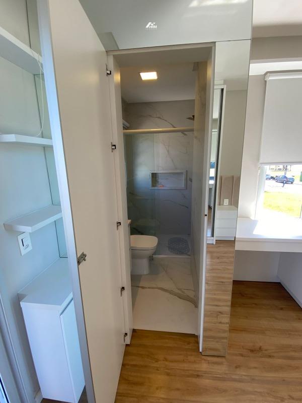 Casa de Condomínio à venda no Santa Regina: 