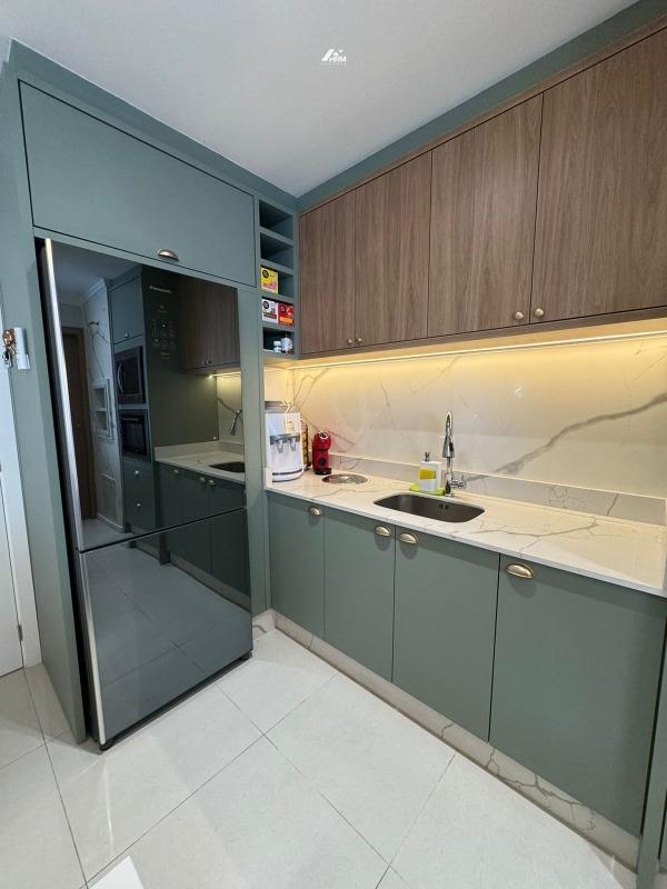 Apartamento à venda no Nações: 