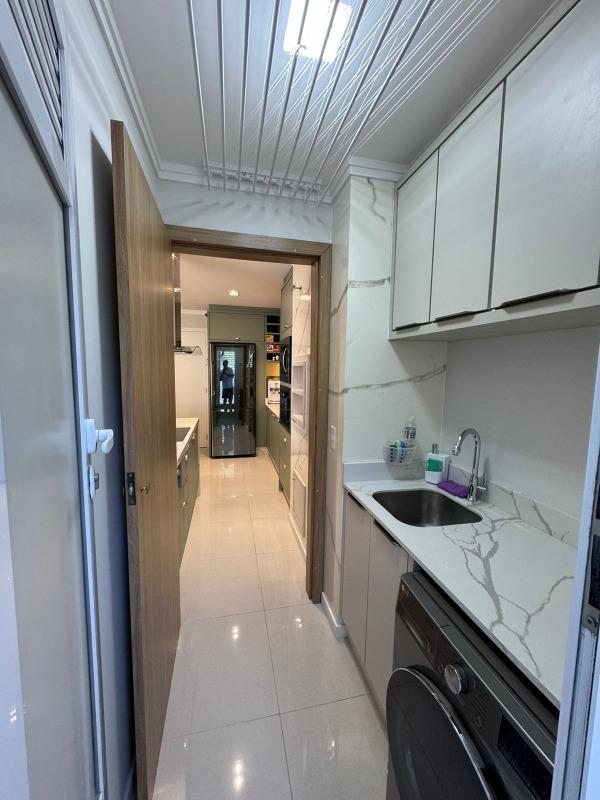 Apartamento à venda no Nações: 