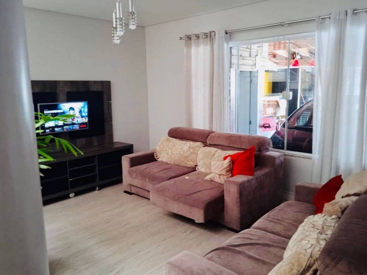 Casa à venda no Centro: 