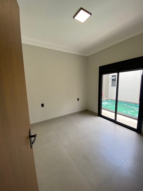 Casa à venda no Jardim Grande Aliança: 