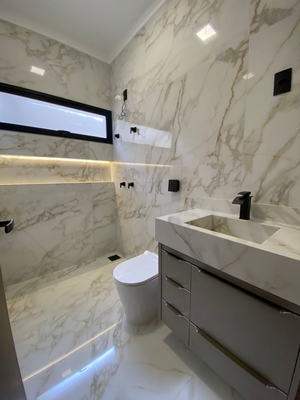 Casa à venda no Jardim Grande Aliança: 