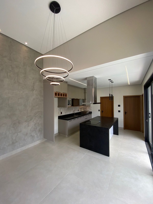 Casa à venda no Jardim Grande Aliança: 