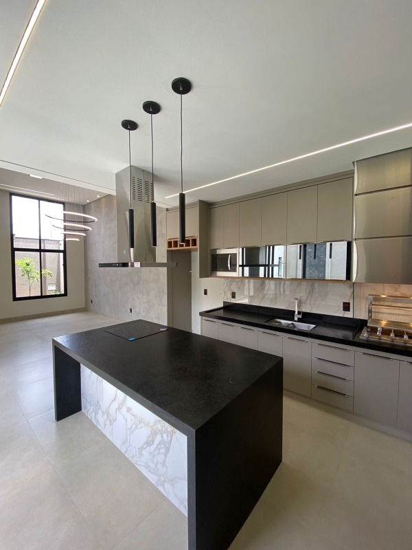 Casa à venda no Jardim Grande Aliança: 