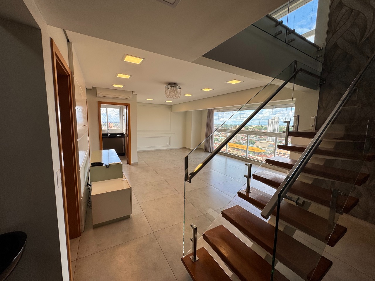 Cobertura duplex à venda no Centro: 