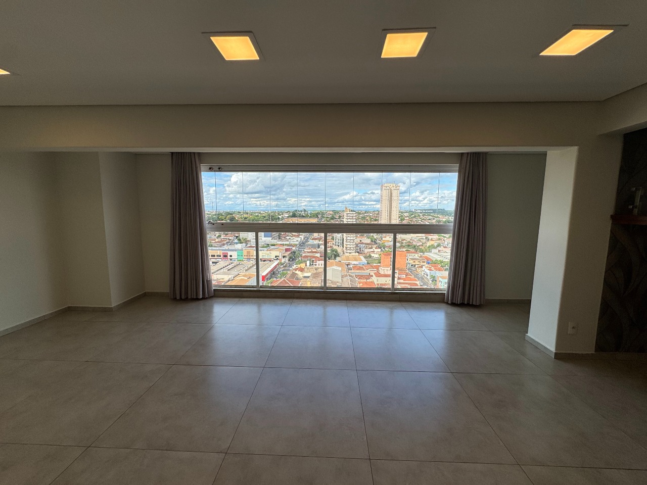 Cobertura duplex à venda no Centro: 