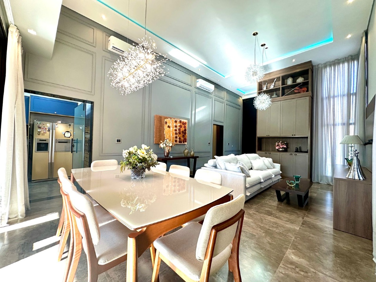 Casa em condomínio à venda no Vila do Golfe: 