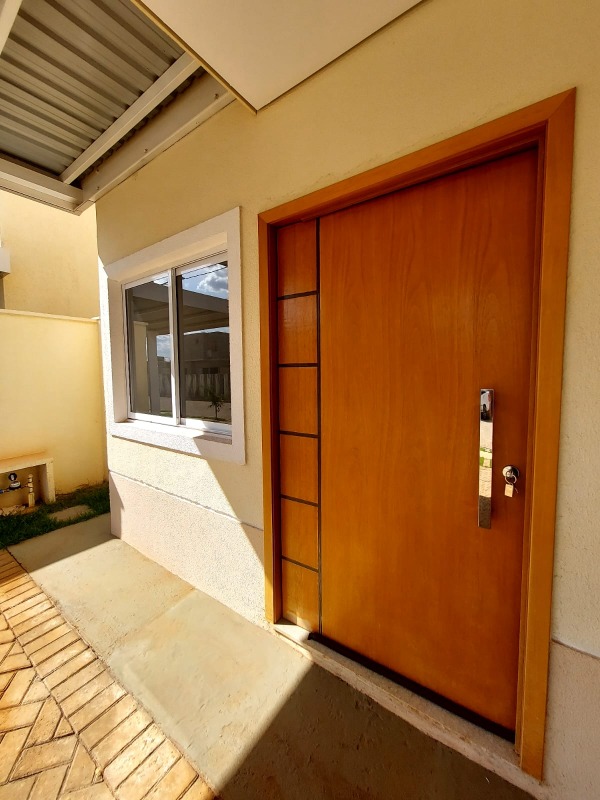 Sobrado em condomínio à venda no Jardim Grande Aliança: 