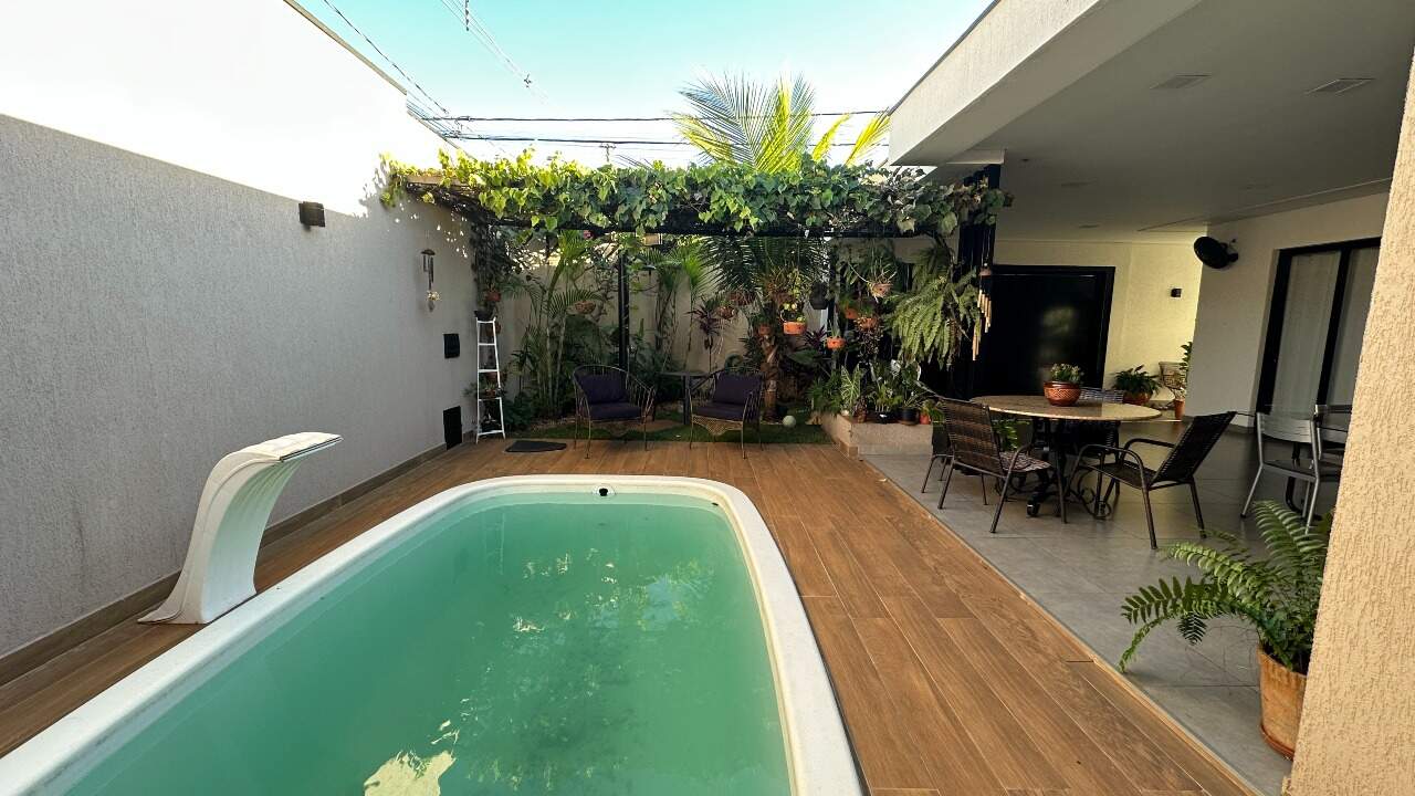 Casa à venda no Jardim Recreio dos Bandeirantes: 