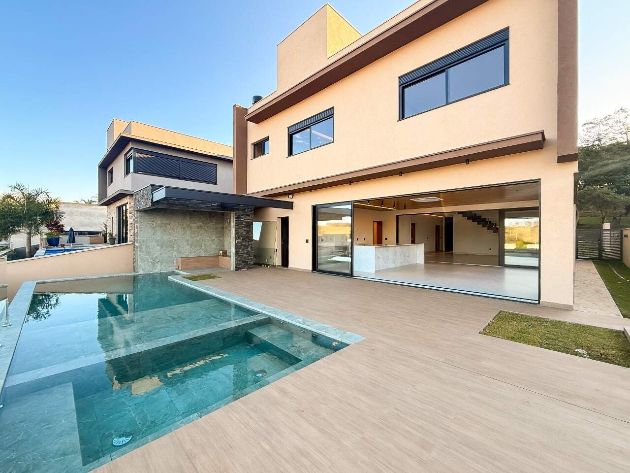 Casa em condomínio à venda no Bonfim Paulista: 