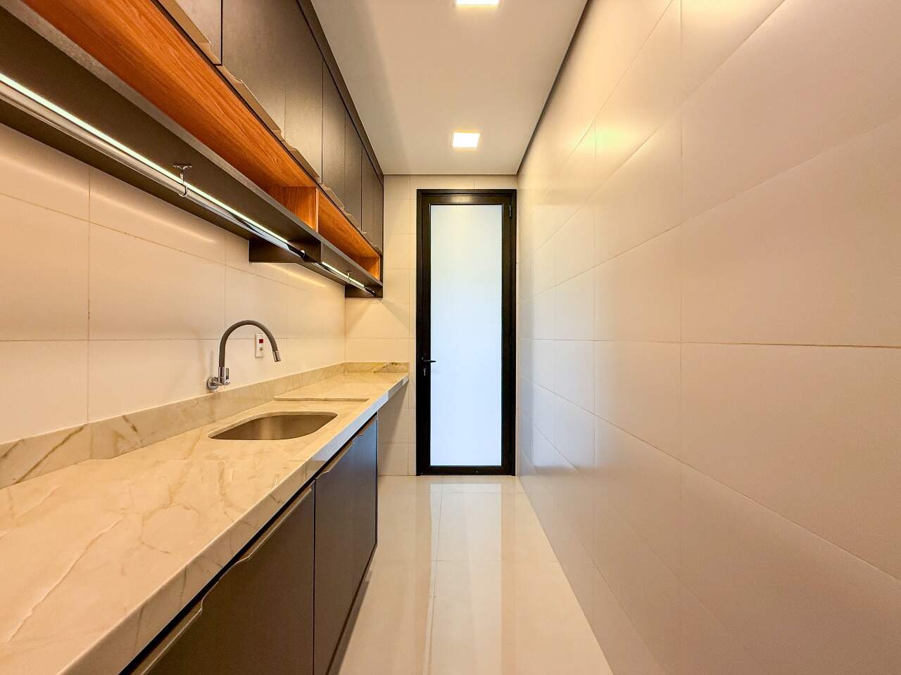 Casa em condomínio à venda no Vila do Golfe: 