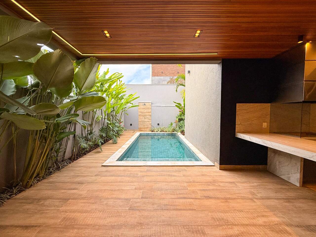 Casa em condomínio à venda no Vila do Golfe: 