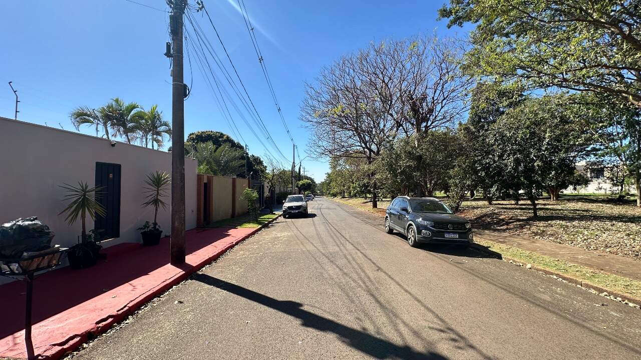 Terreno à venda no Jardim Recreio dos Bandeirantes: 
