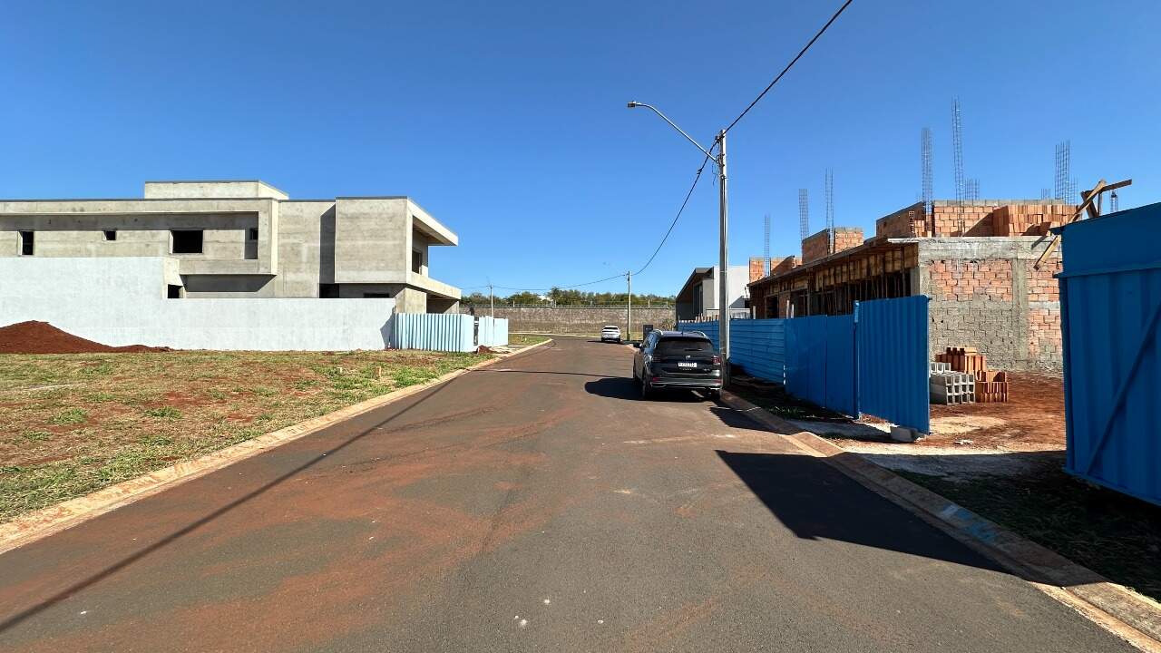 Terreno em condomínio à venda no Jardim Bothânico: 