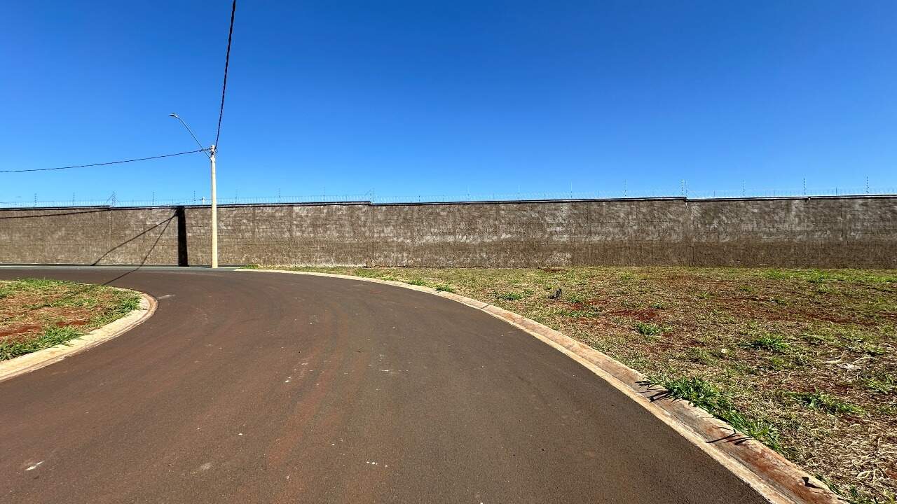 Terreno em condomínio à venda no Jardim Bothânico: 