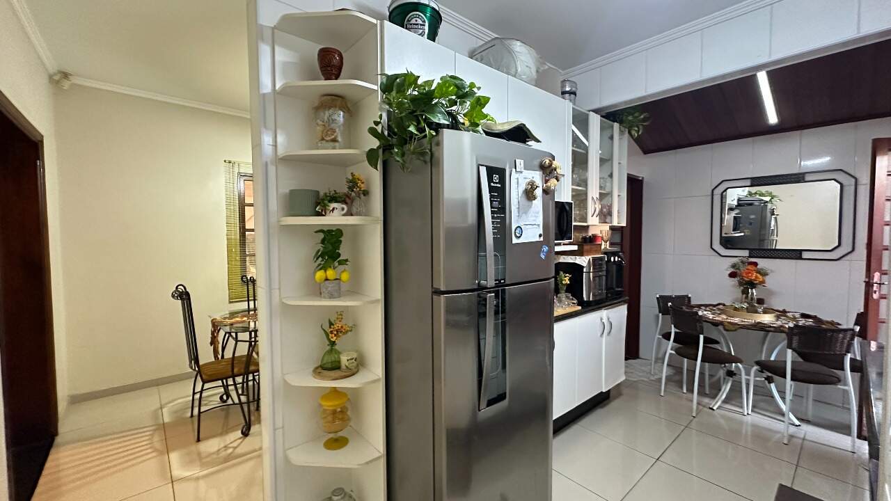 Casa à venda no Jardim Belo Horizonte do Tambury: 