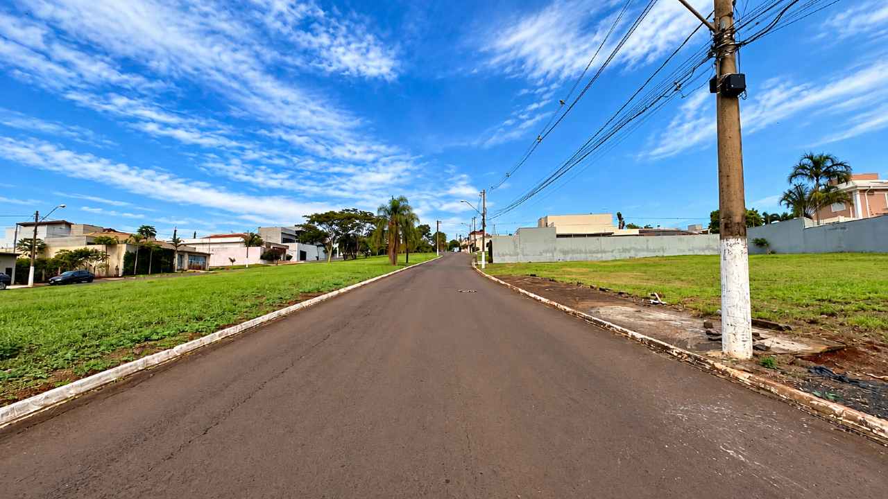 Lote à venda no Jardim Bothânico: 
