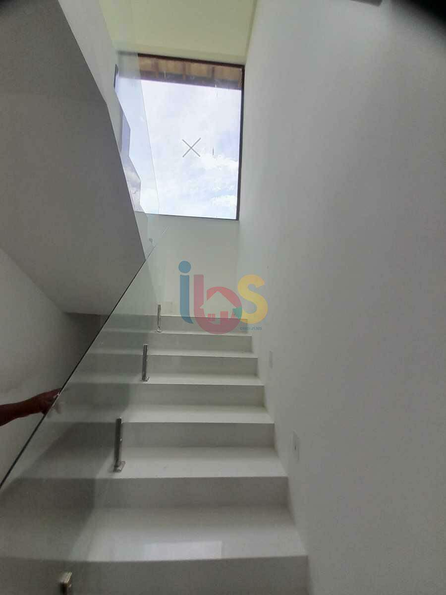 Casa à venda com 6 quartos, 385m² - Foto 15