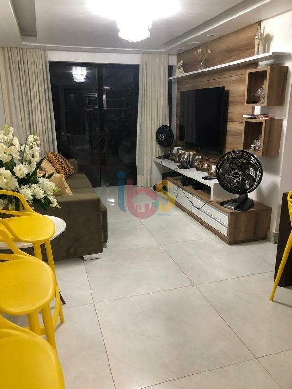 Apartamento à venda com 3 quartos, 109m² - Foto 2