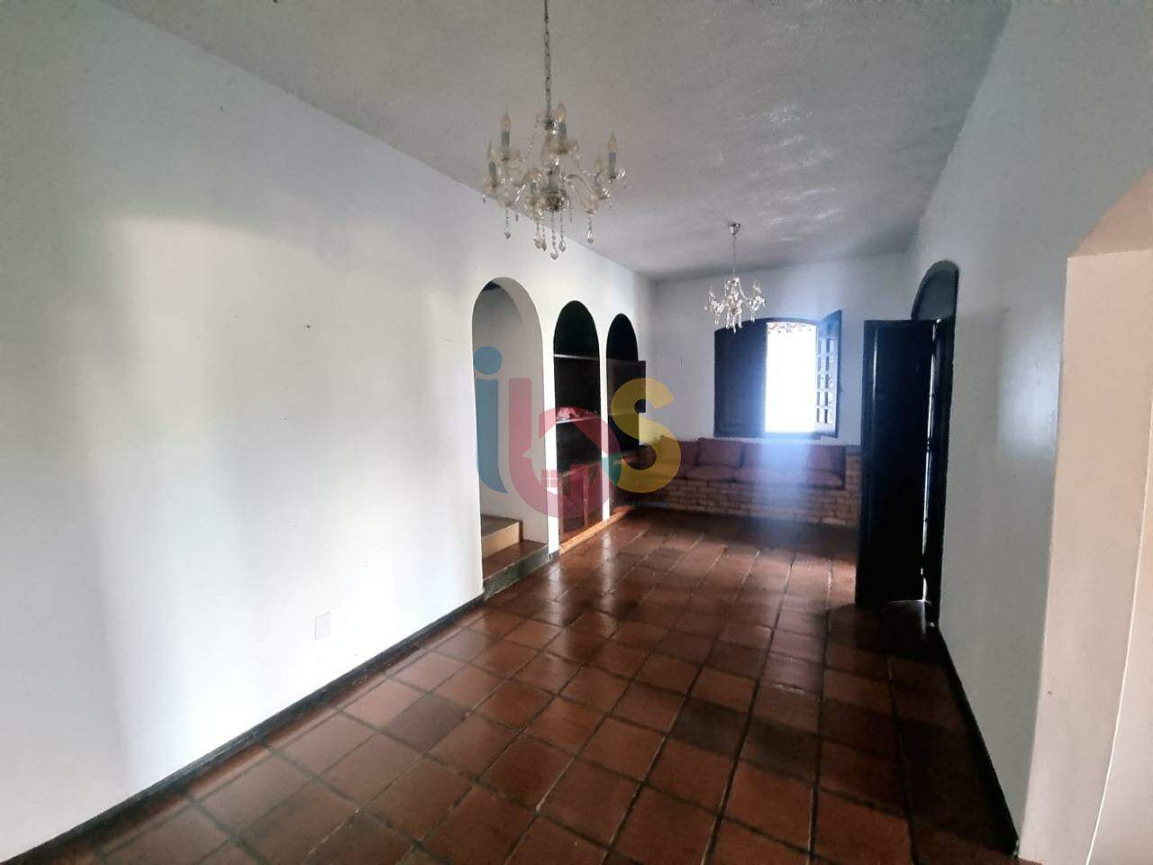 Casa à venda com 4 quartos, 450m² - Foto 25