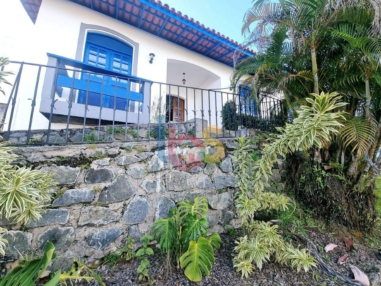 Casa à venda com 4 quartos, 450m² - Foto 4