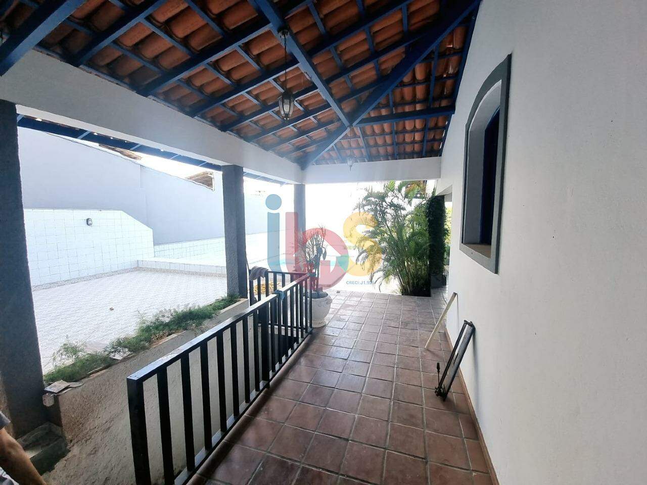 Casa à venda com 4 quartos, 450m² - Foto 16