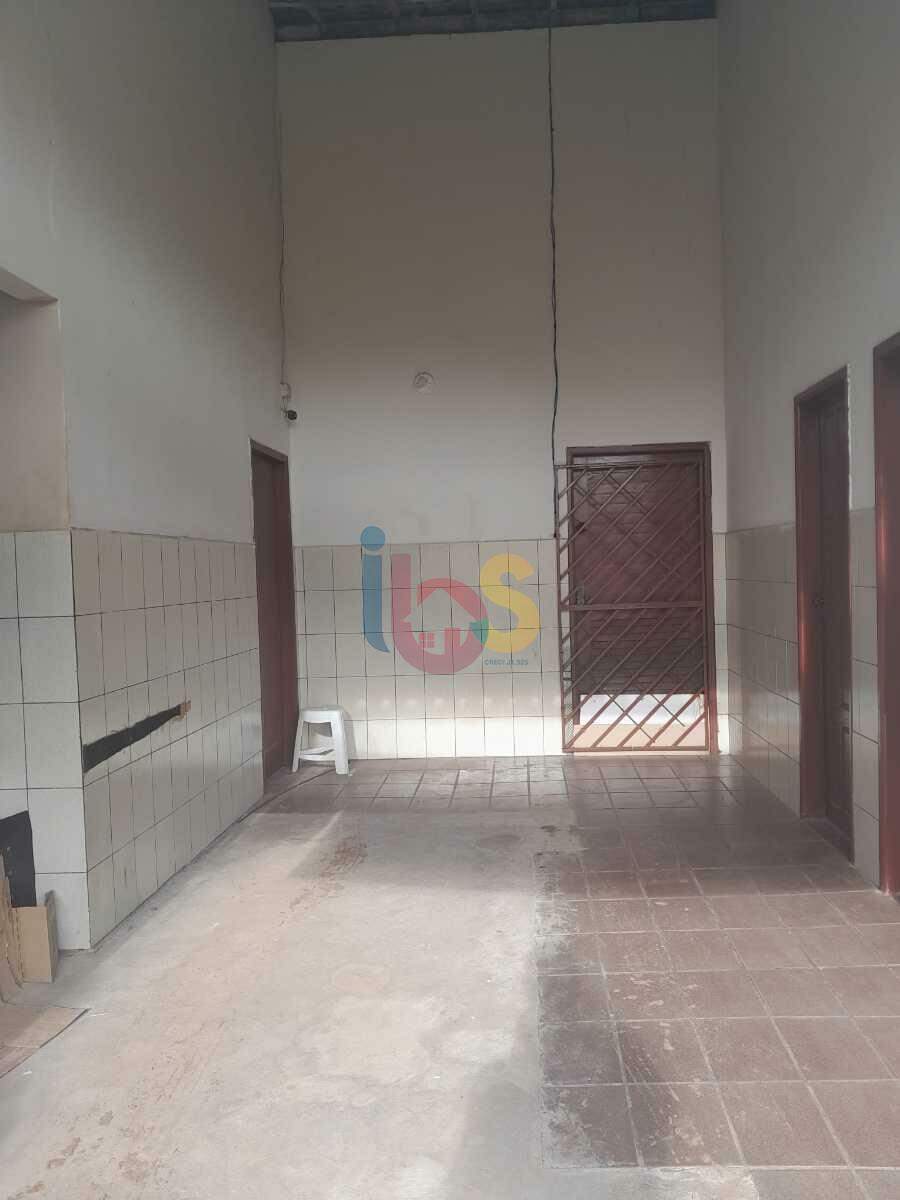 Casa à venda com 2 quartos, 285m² - Foto 10