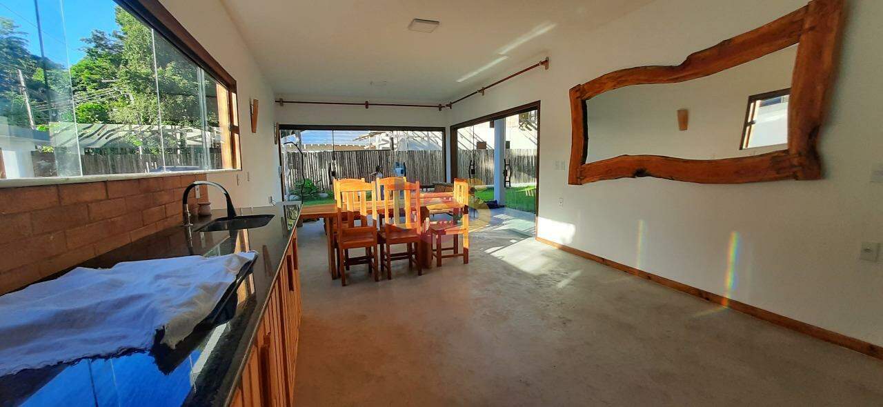 Casa, 3 quartos, 158 m² - Foto 4