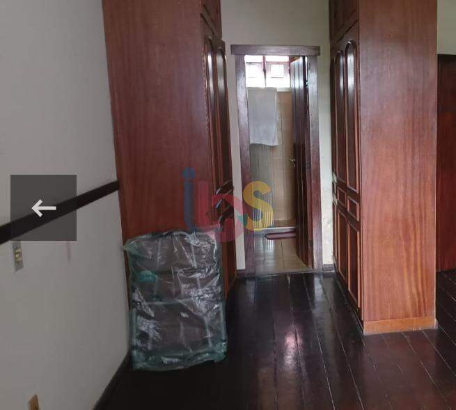 Casa à venda com 3 quartos, 250m² - Foto 5