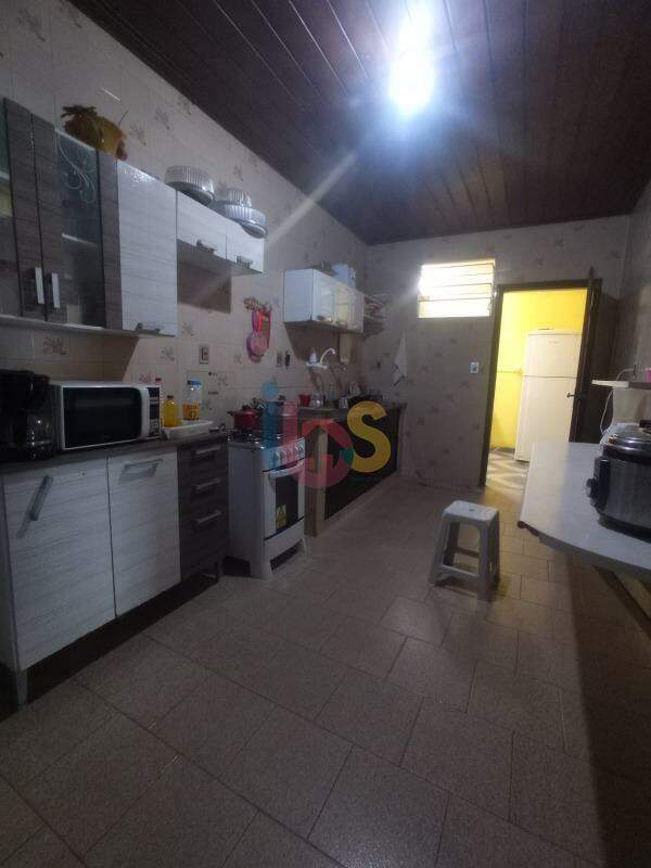 Casa à venda com 4 quartos, 700m² - Foto 9