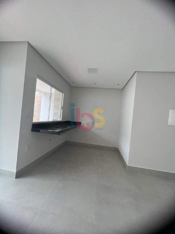 Casa à venda com 2 quartos, 170m² - Foto 7