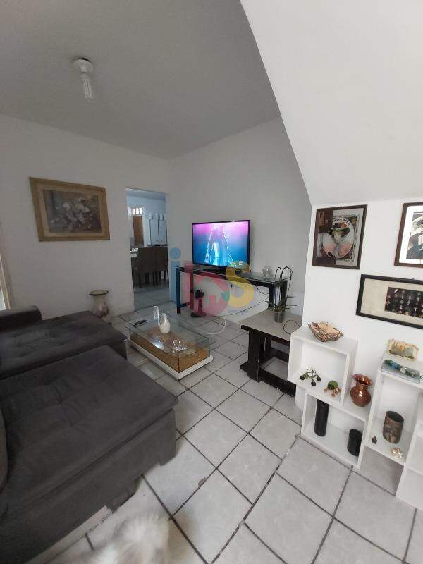 Apartamento à venda com 2 quartos, 86m² - Foto 2