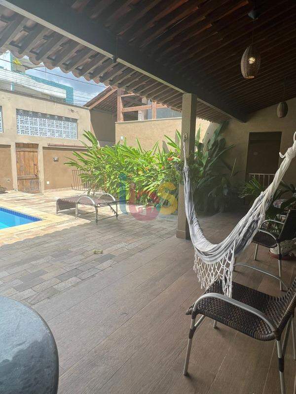 Casa à venda com 5 quartos, 670m² - Foto 19