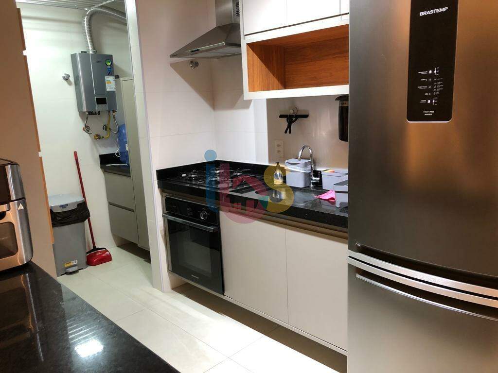 Apartamento à venda com 2 quartos, 77m² - Foto 9