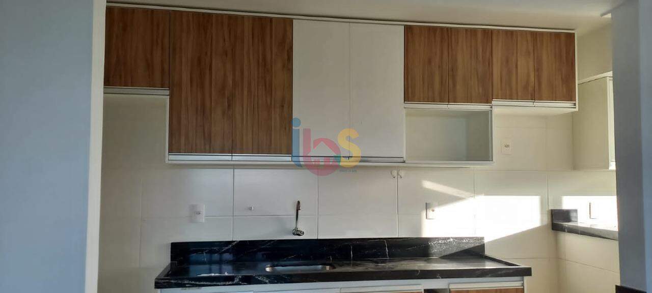 Apartamento à venda com 2 quartos, 72m² - Foto 5