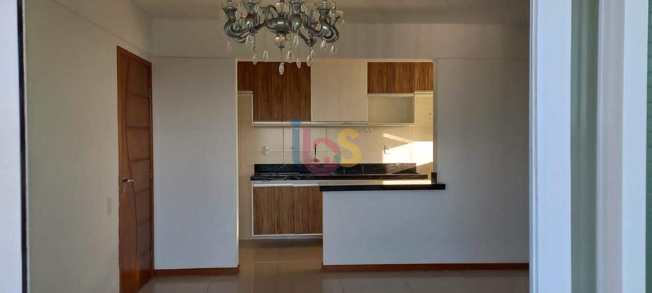 Apartamento à venda com 2 quartos, 72m² - Foto 4