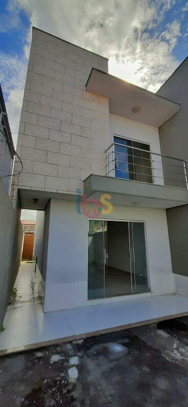 Casa à venda com 2 quartos, 187m² - Foto 2