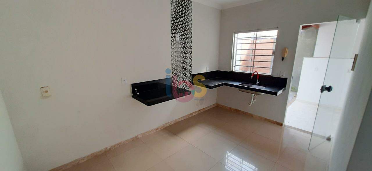 Casa à venda com 2 quartos, 187m² - Foto 11