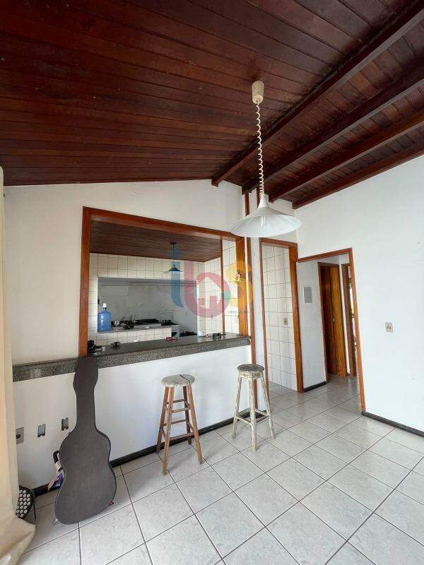 Apartamento à venda com 4 quartos, 200m² - Foto 6