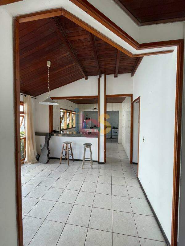 Apartamento à venda com 4 quartos, 200m² - Foto 5