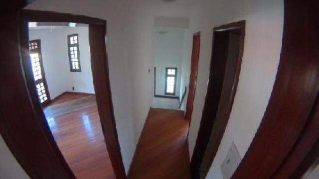 Casa à venda com 2 quartos, 201m² - Foto 11