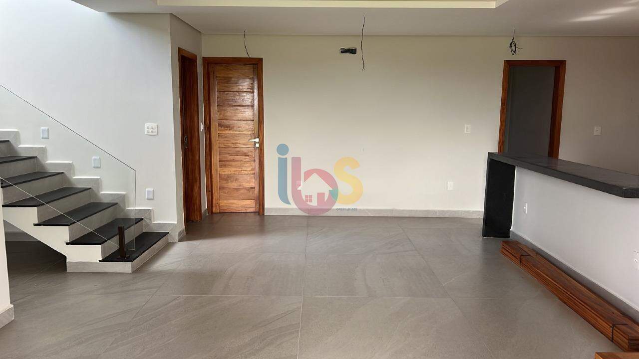 Casa à venda com 5 quartos, 250m² - Foto 15