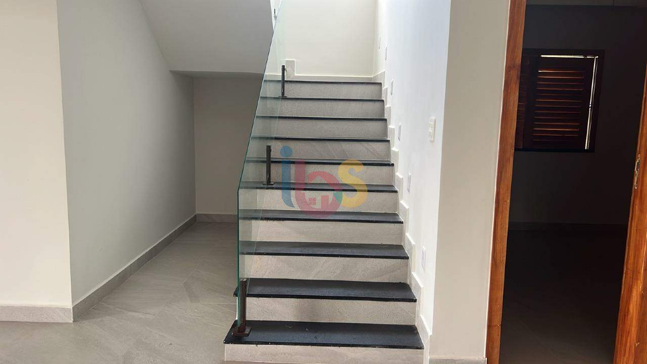 Casa à venda com 5 quartos, 250m² - Foto 17