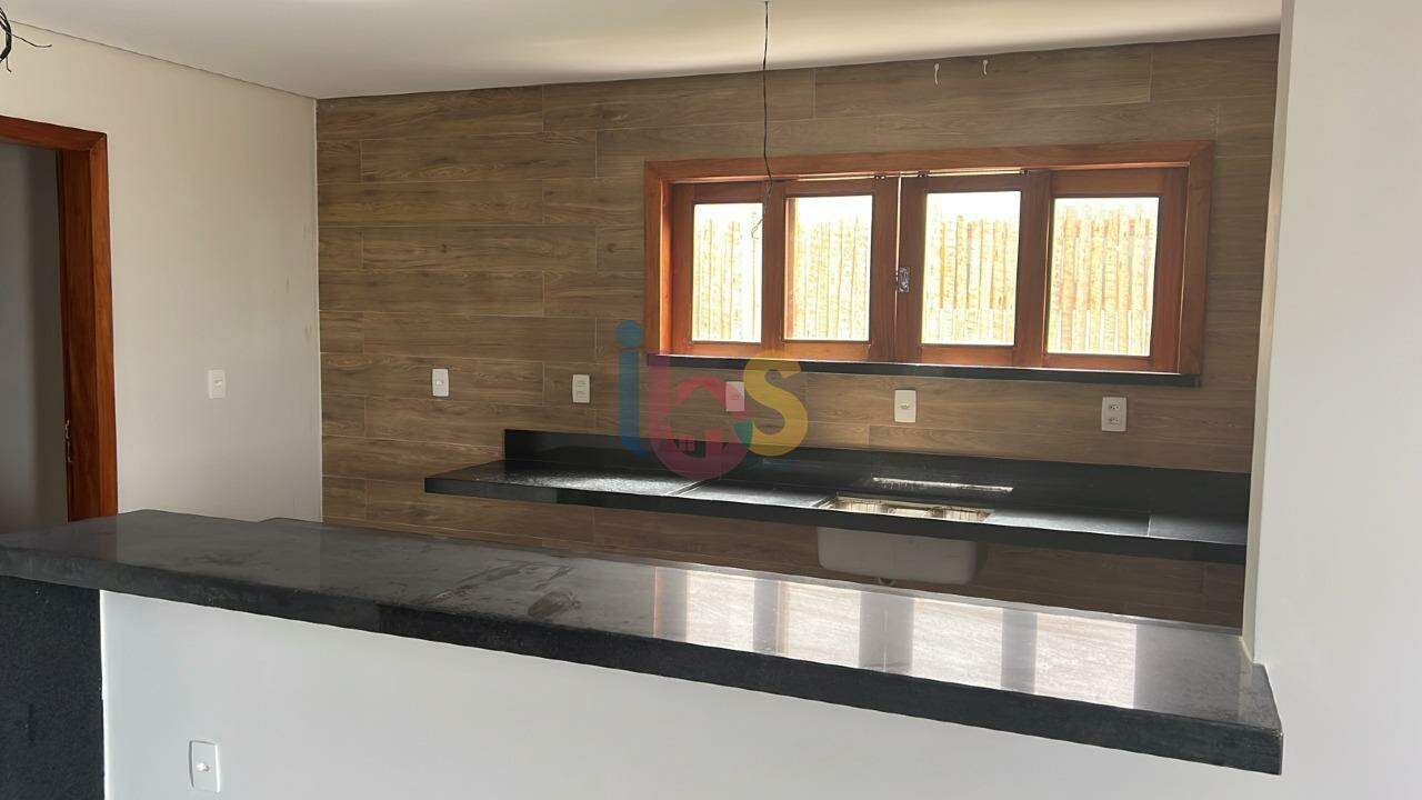 Casa à venda com 5 quartos, 250m² - Foto 16